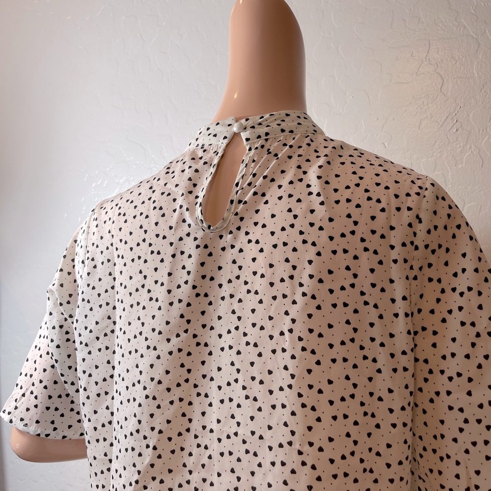 BLACK & WHITE HIGH NECK BLOUSE - Picture 1 of 6